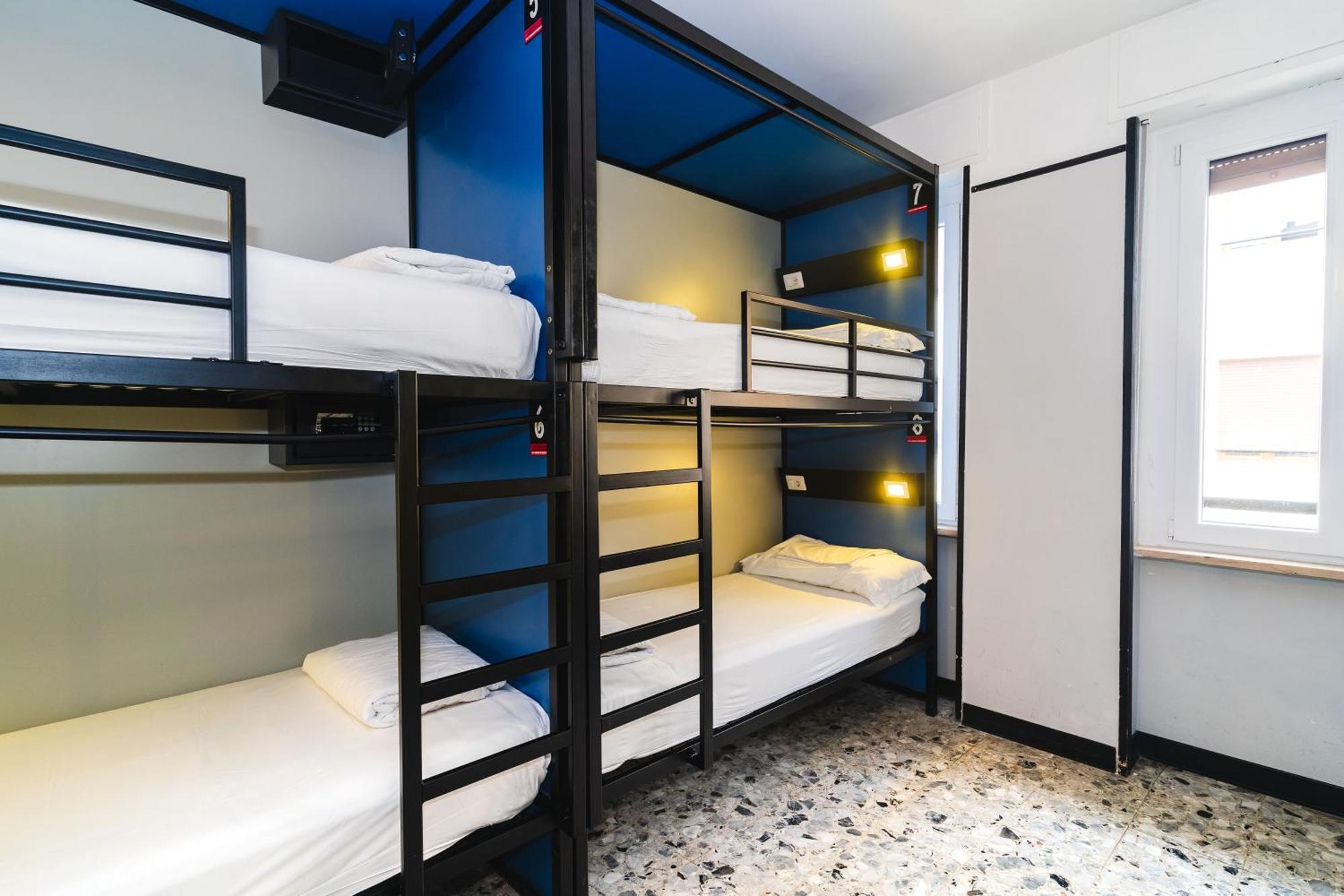 Hostel Yellowsquare Milan